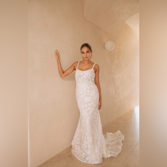 Jane Hill Clover Sample Gown - Picture 3 of 14